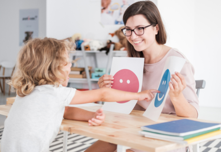 Otizm Eğitici Eğitimi